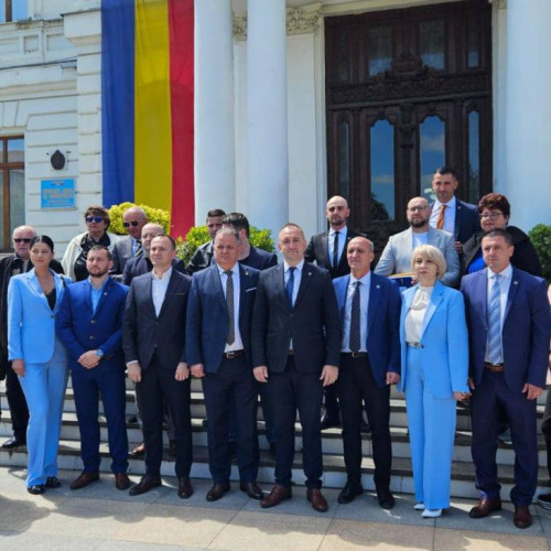 Candidatul PNL pentru funcția de primar al municipiului Târgoviște și-a înscris candidatura, în prezența colegilor de partid. Vezi cine se află pe lista de consilieri propusă de PNL pentru Târgoviște.