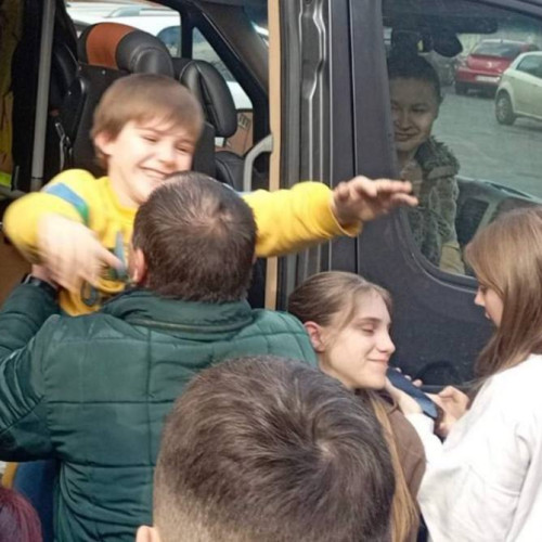 Schimb de 48 de copii între Rusia și Ucraina, anunță oficialii de la Moscova și Kiev