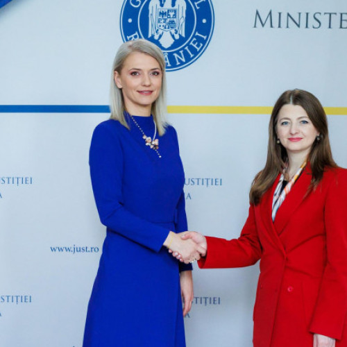 Alina Gorghiu s-a intalnit cu omologul din Chisinau pentru aderarea la UE: Vom trimite experti romani in Republica Moldova
