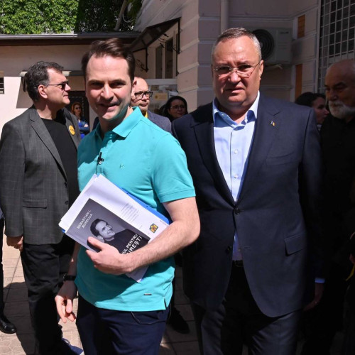 Burduja, cu motocicleta la depunerea candidaturii pentru Primăria Capitalei" - Primul pas către schimbarea Bucureștiului