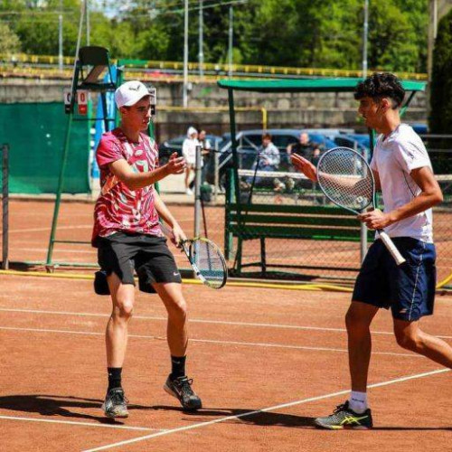 Cezar Papoe, vicecampion în proba de dublu la Campionatele Naționale U18 de tenis de câmp