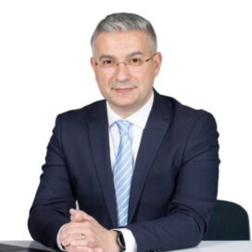 Primari PNL candidează la Consiliul Județean, abandonând comunitățile din Județul Brașov