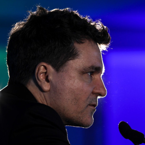 Nicușor Dan cere votul simpatizanților PNL pentru a câștiga alegerile de primar în București"


"Nicușor Dan solicită votul simpatizanților PNL pentru a câștiga primăria Bucureștiului