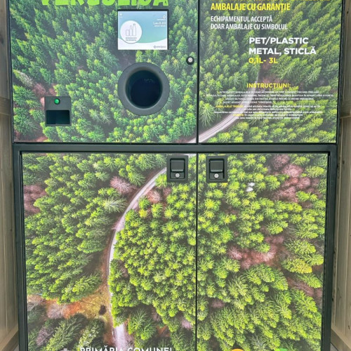 Elevii din comuna Barcani au strâns peste 3 tone de deșeuri, grație stației inteligente „Verzulică”
