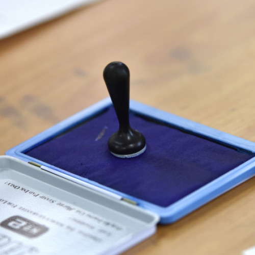 BEC a stabilit ordinea pe lista de vot pentru alegerile europarlamentare, anunţă News.ro - UDMR deschide buletinul de vot, PSD şi PNL urmează pe locul 2