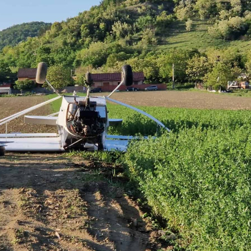 AIAS investighează accidentul aviatic de la Vurpăr. Autoritatea pentru Siguranța Aviației Civile cercetează evenimentul de aviație de duminică. Știre completă.