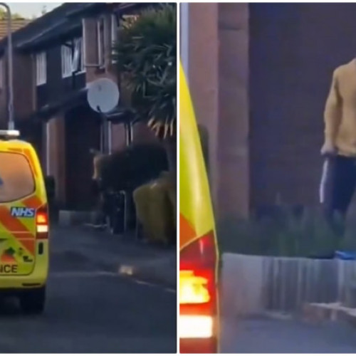 Alertă de știri Atac cu macetă la metroul din Londra - Mai mulți oameni răniți, atacatorul a fost arestat