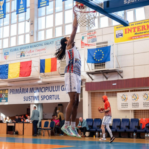 CSM Galați în faza finală de play-out a Ligii Naționale de baschet, cu americanul Nelson și juniorul David Brăilescu, calificantu-i în finală