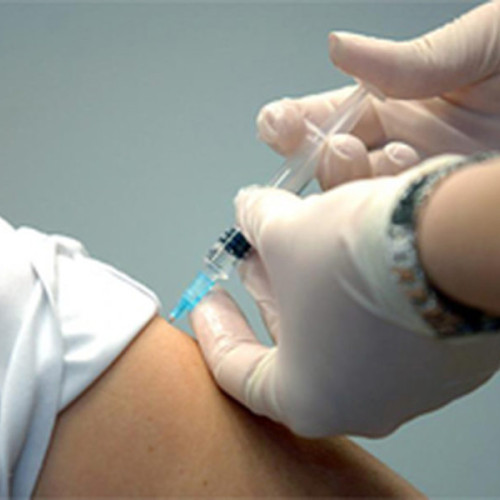 Vaccinurile COVID-19 necesită actualizare la noua variantă globală, potrivit EMA