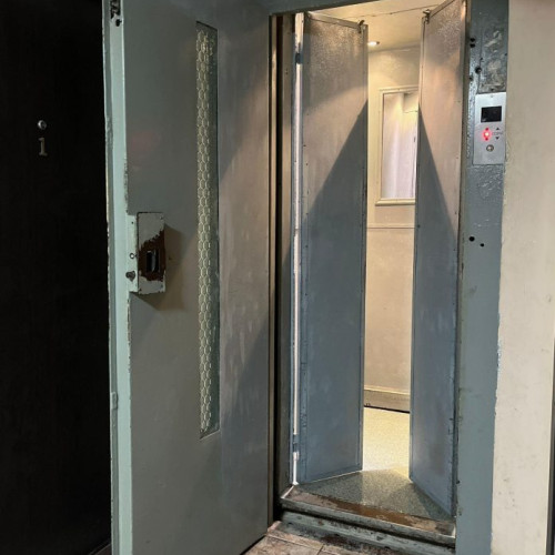 Trei asociații din Sectorul 1, colaborare cu primăria pentru schimbarea lifturilor" "Trei asociații din Sectorul 1 colaborează cu primăria pentru înlocuirea lifturilor