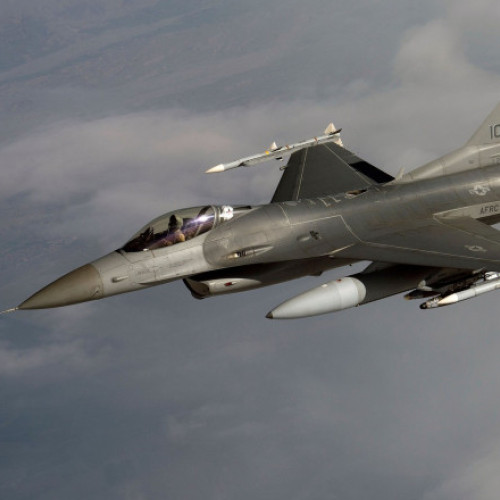 Accident aviatic în New Mexico: Un F-16 s-a prăbușit în Parcul Național White Sands