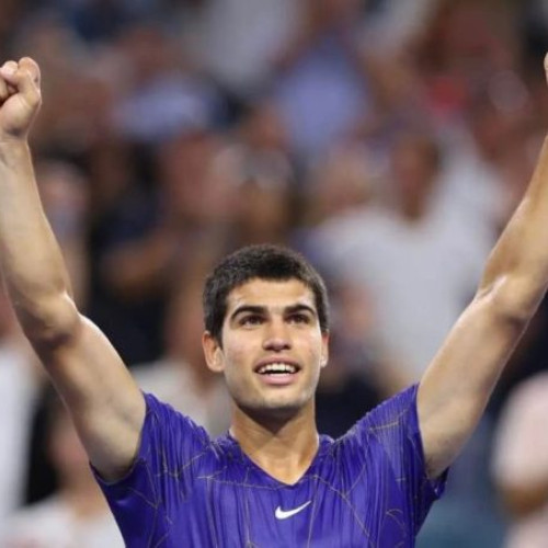 Alcaraz Vrea să Devină Partenerul lui Nadal la Jocurile Olimpice din Paris. Tenismanul Spaniol Vorbește Despre Oportunitatea de a Juca cu Compatriotul său în Echipa Spaniei.