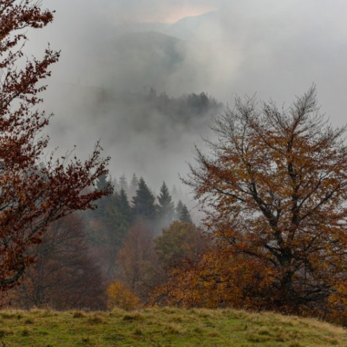 Recomandări pentru munte în siguranţă: 10 reguli esenţiale pentru drumeţii sigure