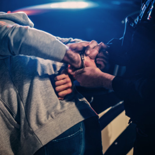 Sofer din Cluj, prins în urmărirea poliției și încătușat pentru conducere fără permis de conducere