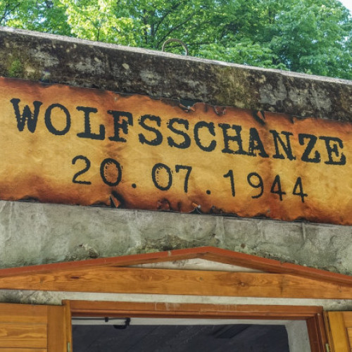 Descoperire macabră la o fostă bază nazistă. Cinci schelete cu mâinile și picioarele tăiate, descoperite la „Bârlogul Lupului”