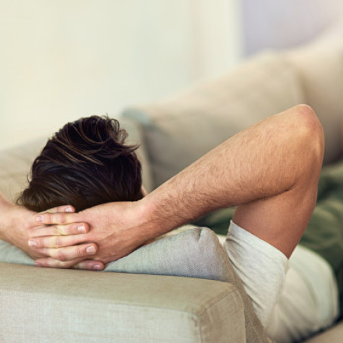 20% dintre tinerii români nici nu învață, nici nu muncesc. "E un mit periculos, că avem prea mulți studenți. Suntem într-un mare risc"