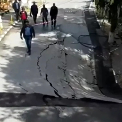 Evacuările continuă în Slănic Prahova, avertizează oficialii locali