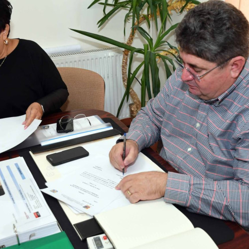 In Răcari va fi un centru de colectare a deșeurilor prin aport voluntar, anunțat de primarul orașului Marius Caravețeanu