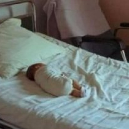 Numărul copiilor abandonați în spitale și maternități a scăzut cu 89 în 2023, conform ANPDCA - datele Agerpres