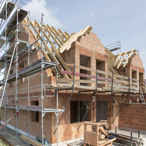 Tendința Autorizațiilor de Construire în Județul Dâmbovița, în Scădere cu 7,1%