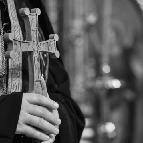 Vinerea Mare: o zi de comemorare a suferinței și îngroparea Mântuitorului Iisus de către creștinii ortodocși și greco-catolici