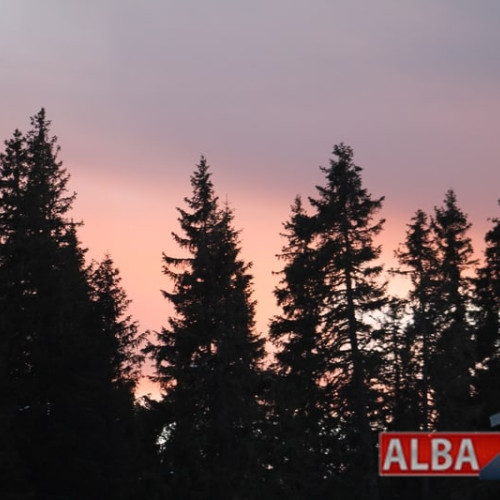 Fenomenul astronomic al Paștelui 2024: Eta Aquaridele și spectacolul pe cer. Mesaje de Paște și gânduri bune pentru cei dragi.