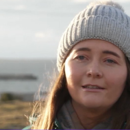 O tânără de 24 de ani s-a săturat de oraș și s-a dus să fie administratorul unei insule în Atlantic fără poliție, ambulanță și tribunal