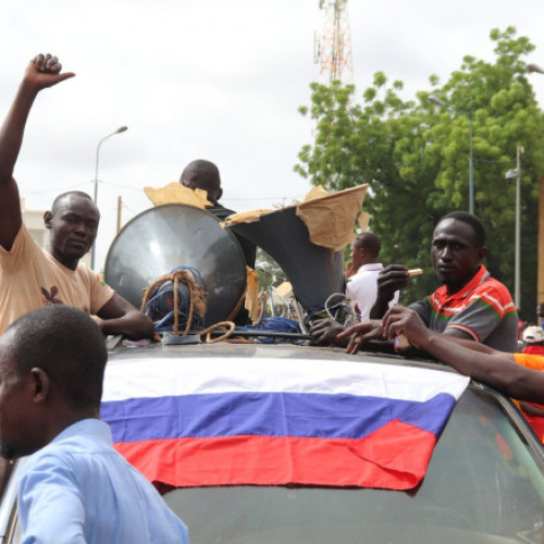 Armata rusă consolidată în Africa prin infiltrație în stil neocolonial"

"Armata rusă se infiltrează în Africa, amenințând stilul neocolonial