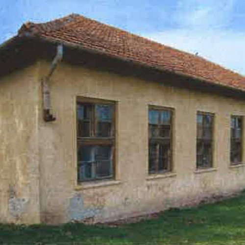 Modernizare și transformare fostă școală din Henig în capelă și centru de cateheză. Licitație pentru investiție de 1,1 milioane de lei.