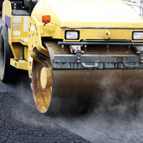 Atenție! Lucrări de modernizare pe DN73F, între Moieciu de Jos și Moieciu de Sus. Termen de finalizare mai devreme decât era estimat!