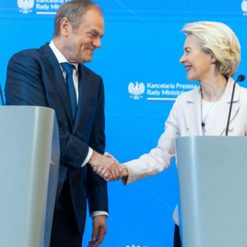 Comisia Europeană renunță la sancțiuni pentru încălcarea statului de drept în Polonia, după ce guvernul lui Donald Tusk a făcut pași pentru restaurarea acestuia