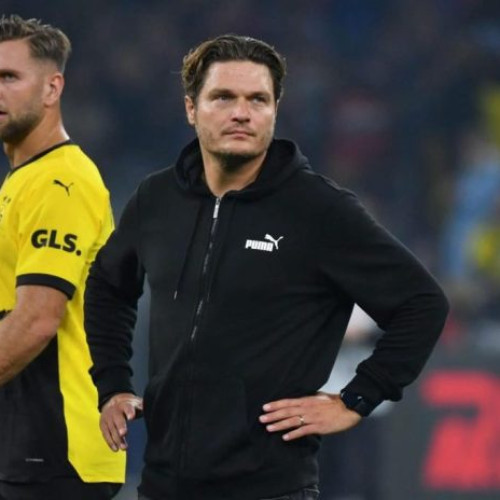 Fotbal: Antrenorul Borussiei Dortmund, Edin Terzic, încurajează jucătorii înaintea meciului cu PSG, pentru calificarea în finala Ligii Campionilor