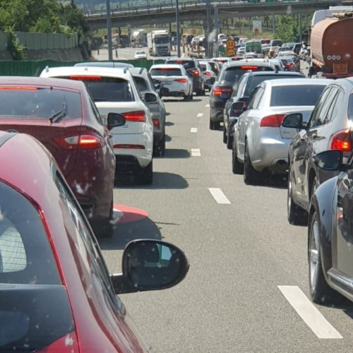 Mai puţine accidente rutiere în perioada minivacanţei, mai mulţi români în siguranţă