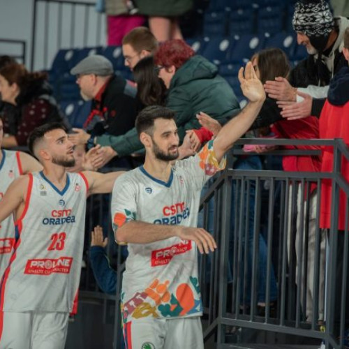 Baschet masculin: CSM CSU Oradea în finala Ligii Naționale după o victorie zdrobitoare în meciul decisiv al semifinalei
