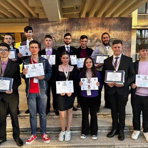 Șapte elevi de la Seminarul Teologic Ortodox din Alba Iulia câștigă premii la Olimpiada națională de limbi clasice