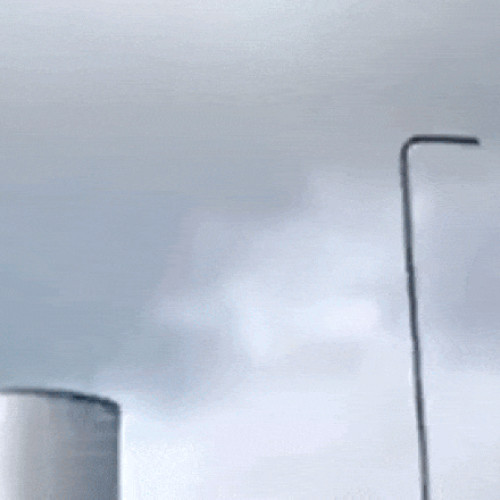 Atac cu dronă al Ucrainei asupra unei rafinării ruse din republica Başchiria, la o distanţă de 1.200 km de graniţa cu Ucraina: surse militare