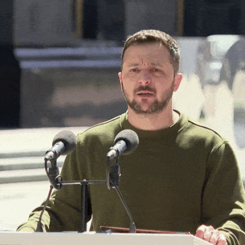 Zelenski si-a exprimat reactia cand conferinta a fost intrerupta de alarma antiaeriana: "Ce parere ai, Roberta?