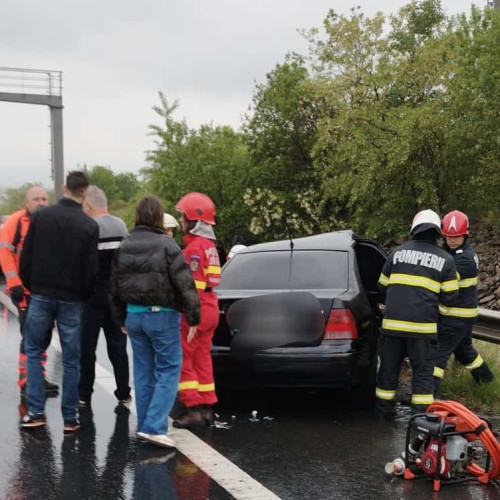 FOTO: Șofer din Alba, cauzează ACCIDENT pe Autostrada A1 Sebeș-Sibiu. Trei persoane la SPITAL