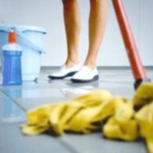 România, Italia și Grecia, țările în care bărbații lasă casa exclusiv în sarcina femeilor