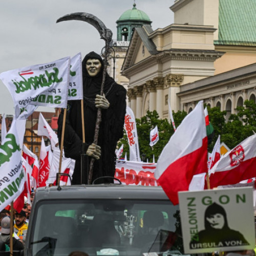 Protestele fermierilor polonezi s-au mutat la Varșovia, împotriva reglementărilor de mediu ale UE