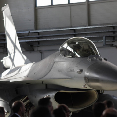 Kievul primul va primi avioane F-16 de la aliaţii săi în iunie sau iulie