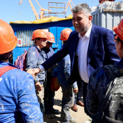 Premierul Marcel Ciolacu vizitează şantierul naval din Brăila: "România produce! Din ce în ce mai mult şi mai bine" - "728 de angajaţi muncesc pentru export