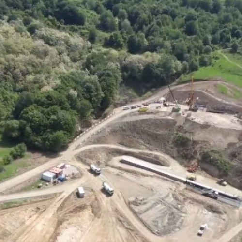 Stadiul lucrărilor pe Autostrada A1 Sibiu - Pitești: Au fost săpați peste 1 km de tunel la Tigveni - Curtea de Argeș. Află detalii de la CNAIR