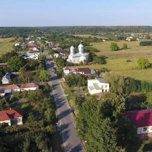 Comunitatea din Gura Foii se pregătește să primească două centre culturale moderne. Vesti bune de la Primărie - Radu Nicolae Georgescu anunță înființarea acestora. Corneliu Stefan, președintele Consiliului Județean Dâmbovița, aduce o mare bucurie prin anunțarea reabilitării și transformării clădirilor vechi în centre culturale moderne. Implementarea acestor proiecte importante este posibilă datorită aparatului de specialitate al Primăriei, care lucrează în interesul comunității!