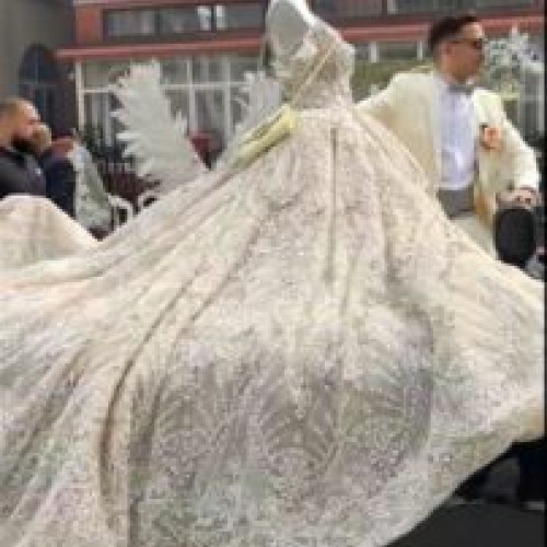 Amenzi în valoare de 12.000 de lei date după blocarea circulației de o nuntă în Teleorman