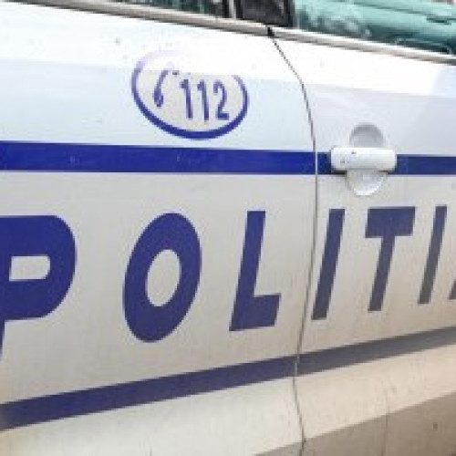 Un adolescent de 15 ani, prins conducând noaptea în Ploscuțeni