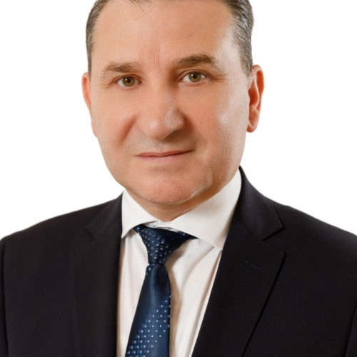 Fostul primar al Bacăului, Romeo Stavarache, se întoarce în cursa pentru primărie