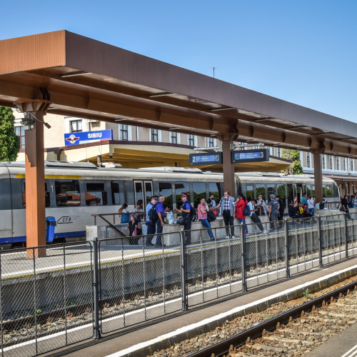 Aproape 1.000 de gălățeni susțin echipa Galați în finala Cupei României, transportul plătit de primărie. Licitație pentru tren special