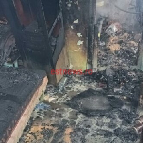 Trupul unui bărbat carbonizat găsit de pompieri în urma unui incendiu în Ibănești