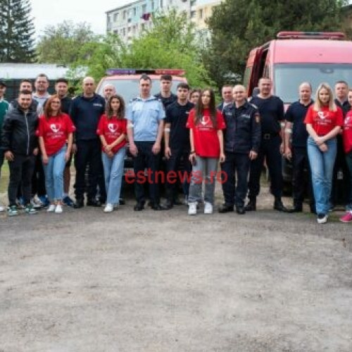 28 de pompieri din Vaslui au donat sânge într-o nouă acțiune organizată împreună cu studenții mediciniști